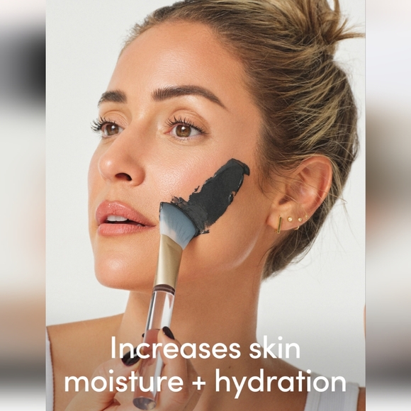 Uncommon Beauty by Uncommon James Clay Purifying Face Mask - Picture 4 of 11